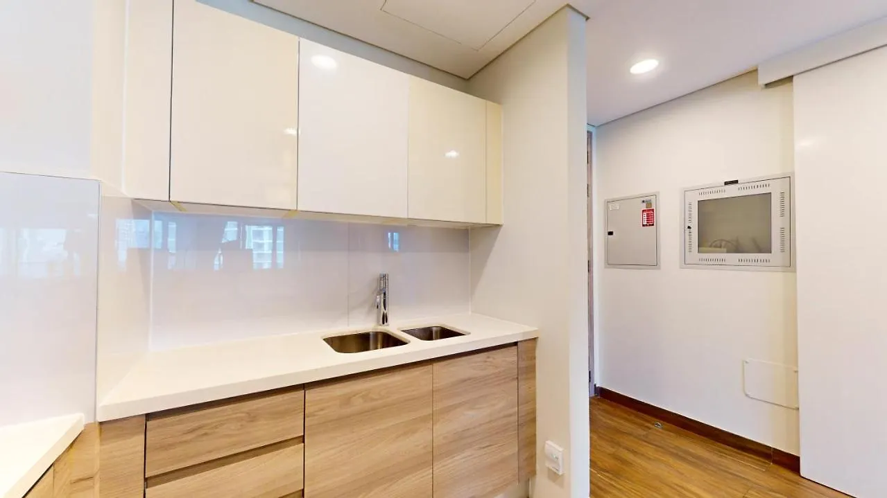 Sol Bay - One Bed With Distant Burj Khalifa View Apartment Dubai United Arab Emirates